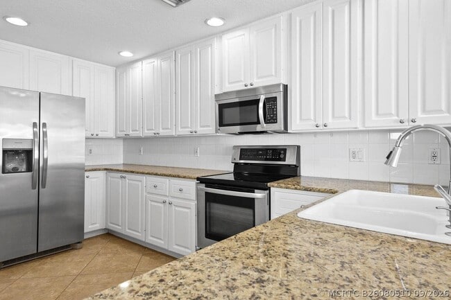 1836 Jeaga Dr