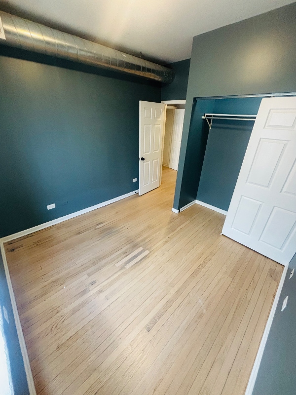 Photo - 7127 S Normal Blvd Unidad 3s