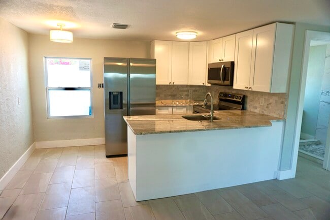 Photo - 506 Engman St