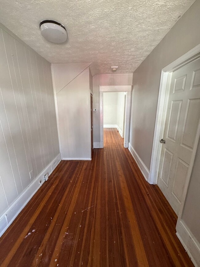 Photo - 1501 7th St SE Unit B