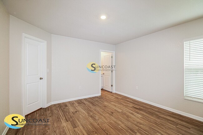 10386 Pendleton Ave