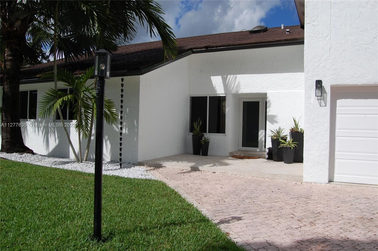 Photo - 11220 SW 131st Ave (Miami, FL)