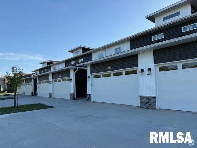 Building Photo - 5198 Pandit Dr Rental