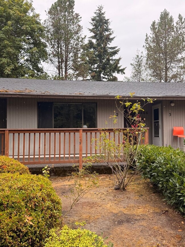 1406 Bellevue Way NE Unit 2