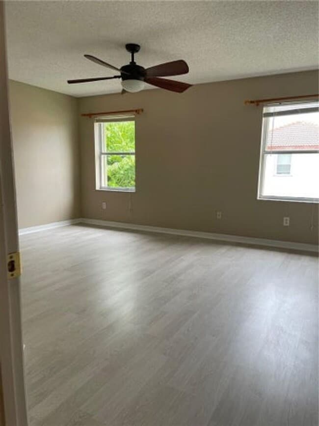 Photo - 19250 NW 12th Manor