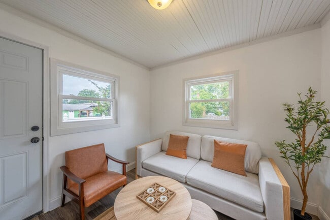 Photo - 810 Walnut St Unidad ID1357413P