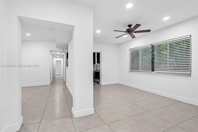 Photo - 1580 NE 139th St