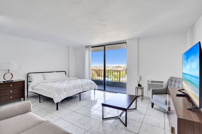 Photo - 777 NW 155th Ln Unidad SI ID1504005P