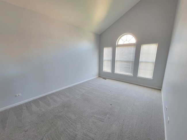 Photo - 609 Prestwick Ln