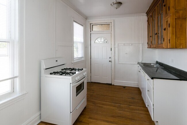 Photo - 4824 W Addison St Unit N3