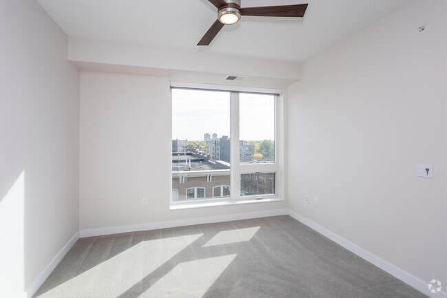 2BR, 2BA, Cooke - 1,334SF - Revel