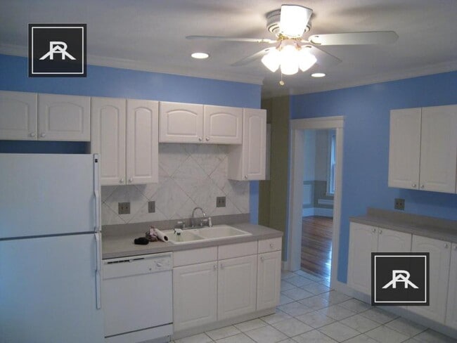 Photo - 3 bedroom in Brighton MA 02135 Unit 3