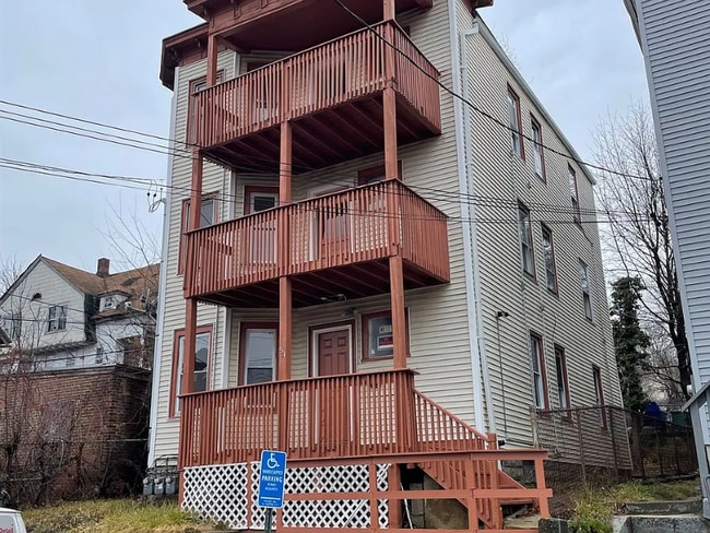 Photo - 54 Crown St Unit 1