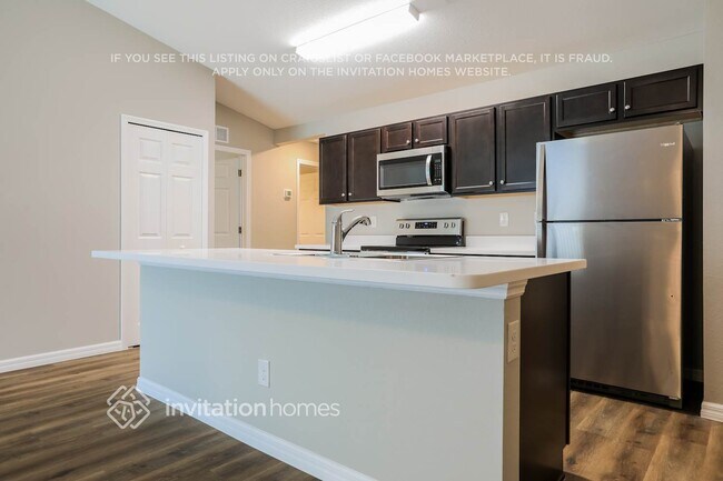 Photo - 1094 Veronica St