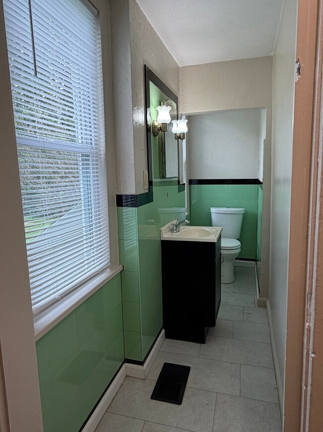 1510 Canadian Ave Unit 1