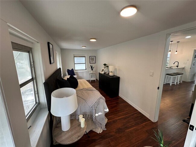 Photo - 6506 N Wellington Ave Unit B