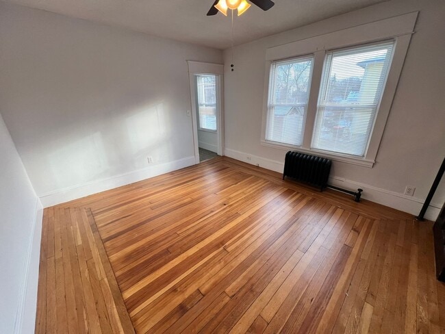 Photo - 25-27 Maple St Unidad 25 Maple Street