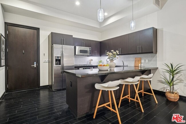 Photo - 655 S Hope St Unit 1006