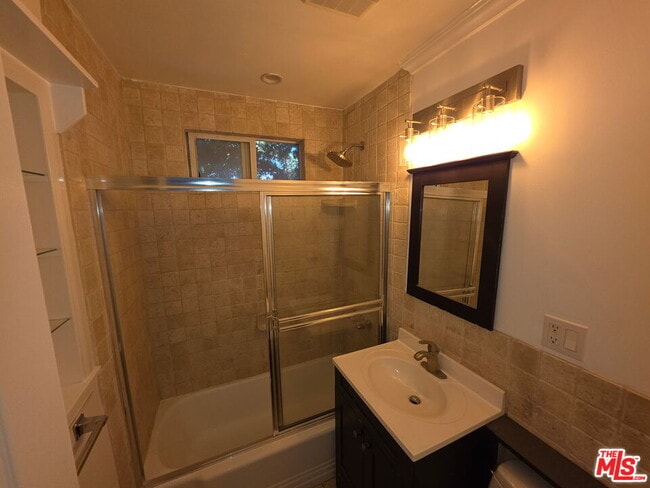 Photo - 309 Broadway St Unit 19