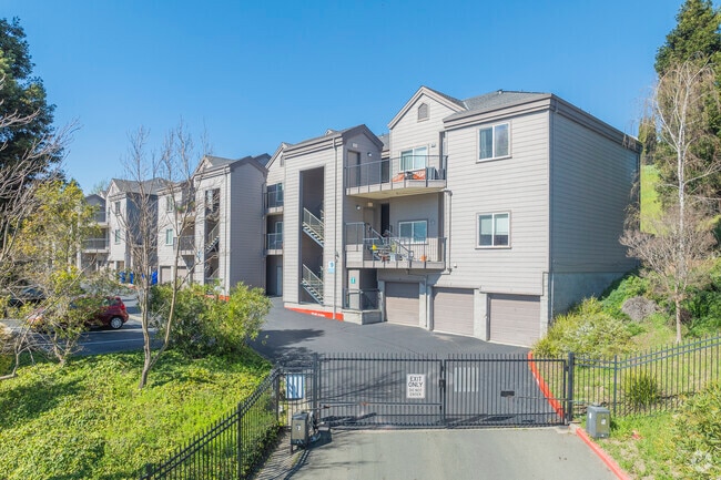 Building Photo - The Terraces