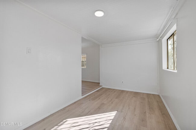 Photo - 11018 Sutter Ave