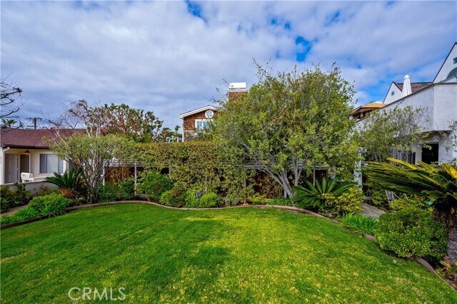 Photo - 334 Locust St