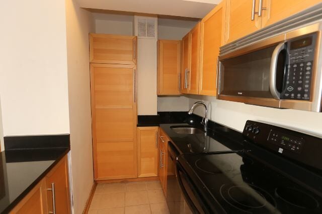 Photo - 4180 N Marine Dr Unidad 1111