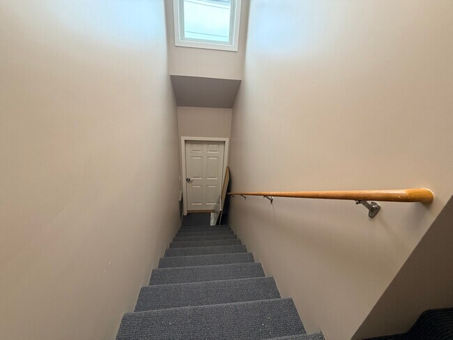 Photo - 116 E Main St