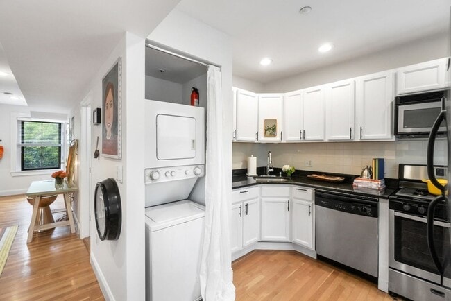 13 Waltham St Unit 3