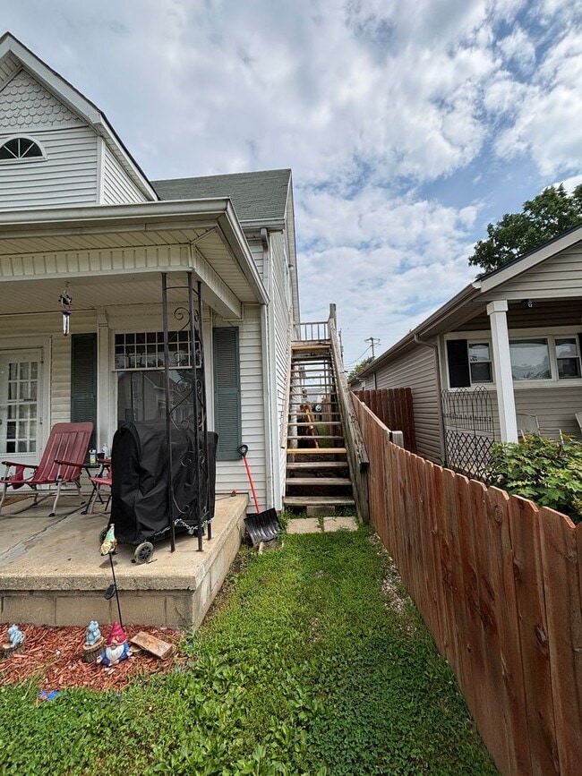 208 Town St Unit B