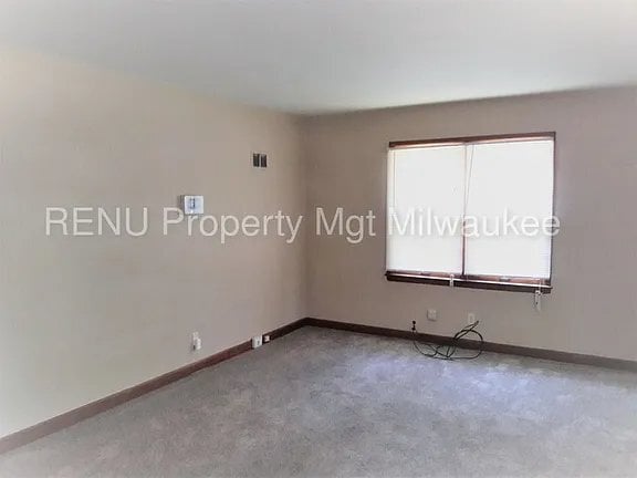 Photo - 4712 N 71st St