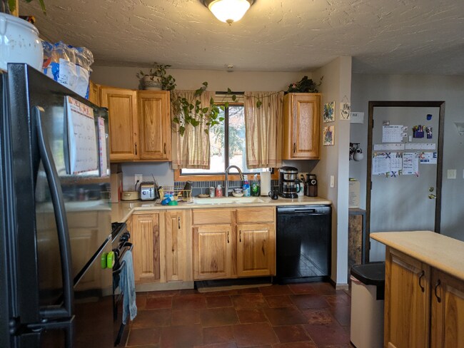 Photo - 15845 27th Ave N