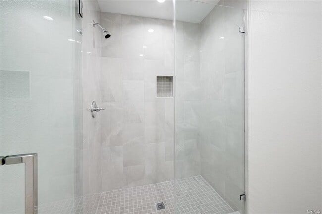 Building Photo - 7727 Vía Napoli