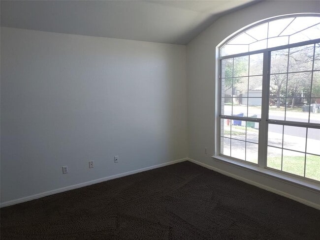 Photo - 1202 Wood Creek Dr