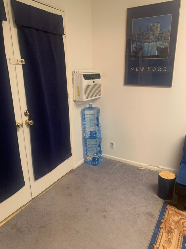 Photo - 1400 Jessica Ave