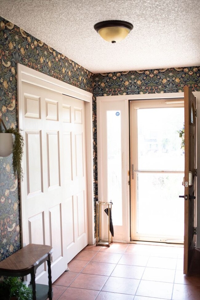 Photo - House For Lease