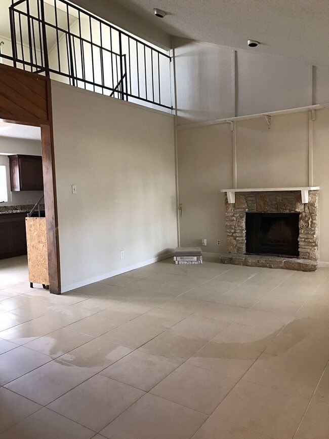 Photo - 1733 Timberwood Dr Unidad town home