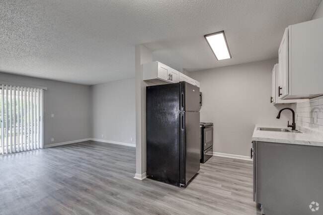 Interior Photo - Crossings at Midtown Rental