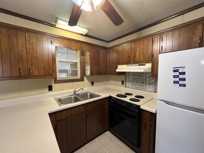Photo - COMING SOON! 3/2 One Level Home w/ Spaciou...