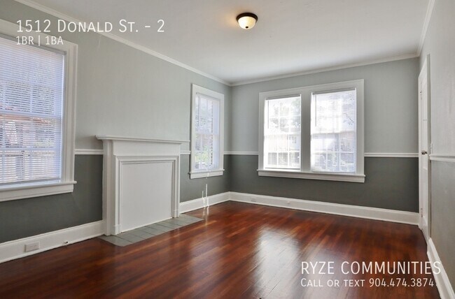 Photo - 1512 Donald St Unit 2