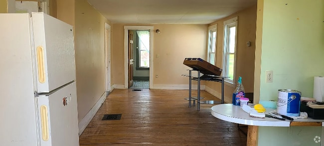 Building Photo - 10 Monroe Hwy Unit 3 Rental