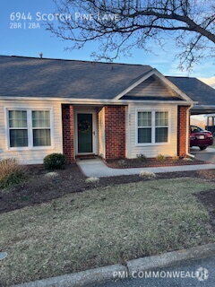 Building Photo - Beautiful patio home in great North county...