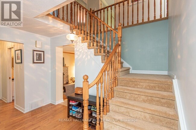 Photo - 18 Hesse Crescent