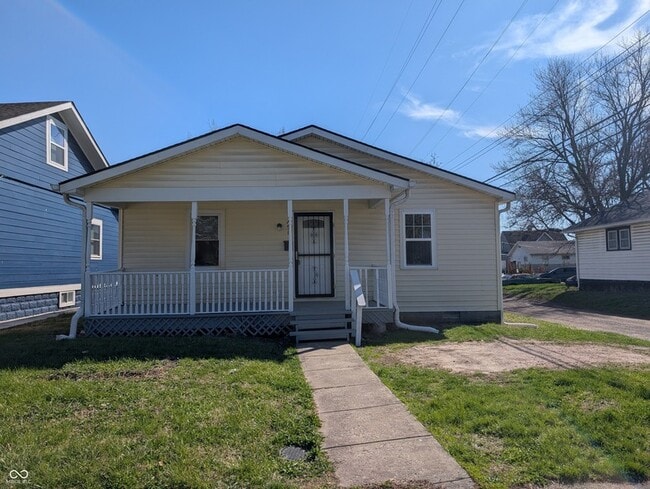 Building Photo - 451 W 26th St