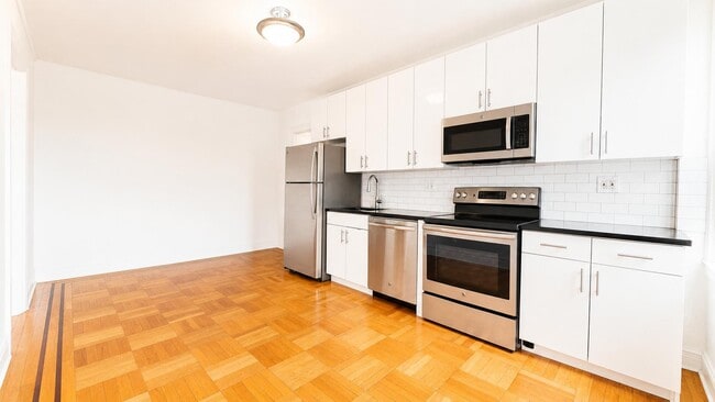 Photo - 615 Fort Washington Ave Unit 3B