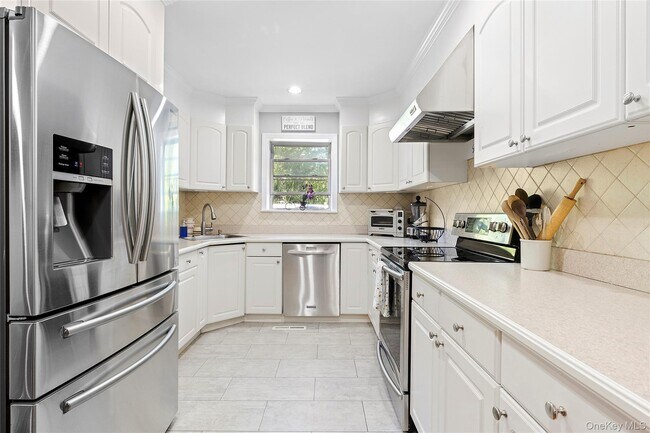 Photo - 190A Wakeman Rd