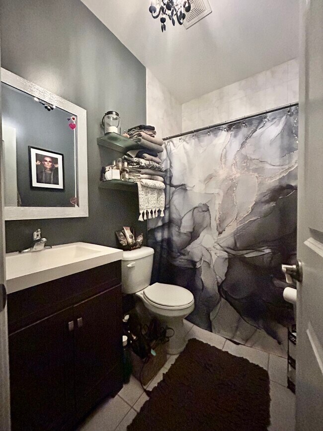 Photo - 216 Nippon Ave