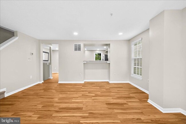 Photo - Beautiful End Unit Townhome in Bluffs At Deep Creek!