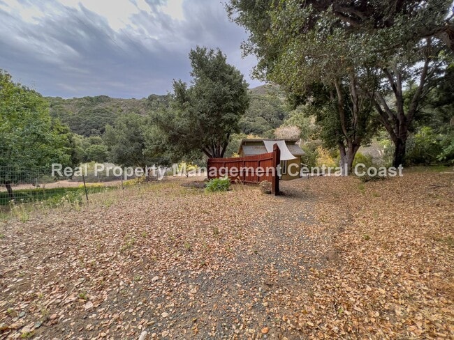 Photo - AVAILABLE NOW - Beautiful Furnished Los Os...