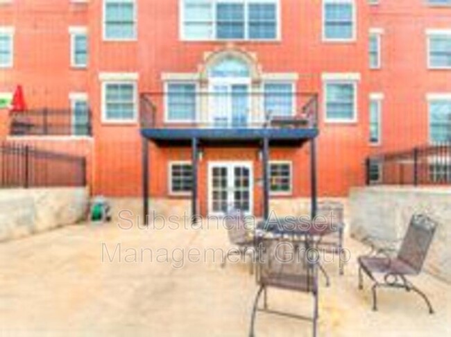 Photo - 1209 N Harvey Ave Condo Unit 201